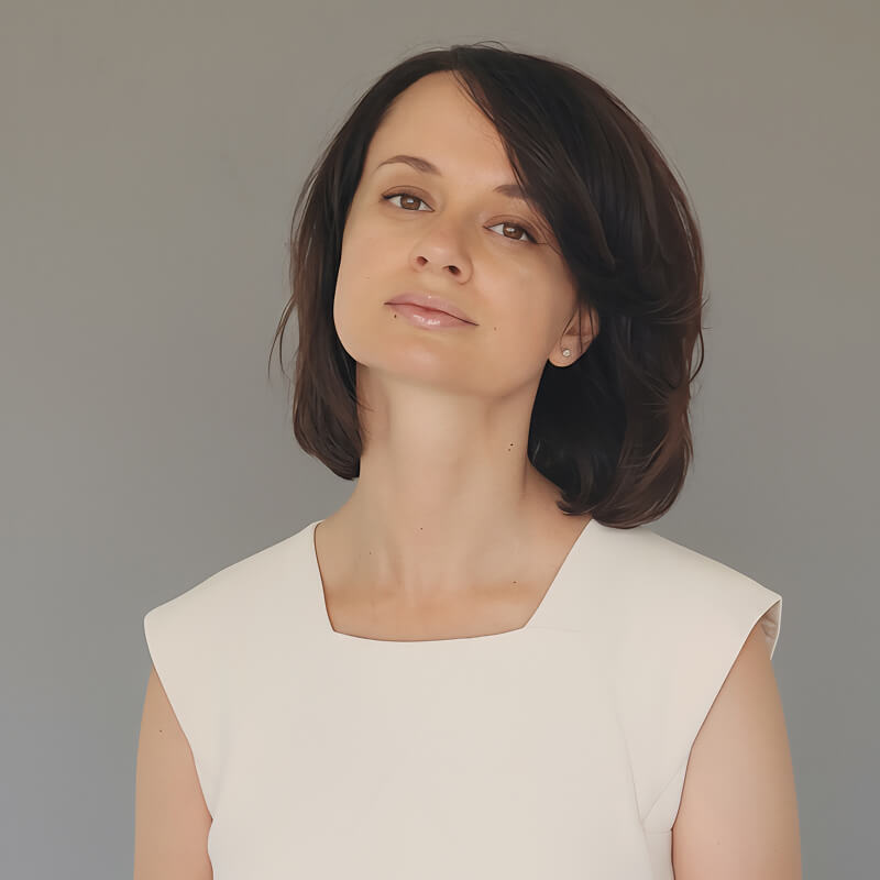 Елена Антонова