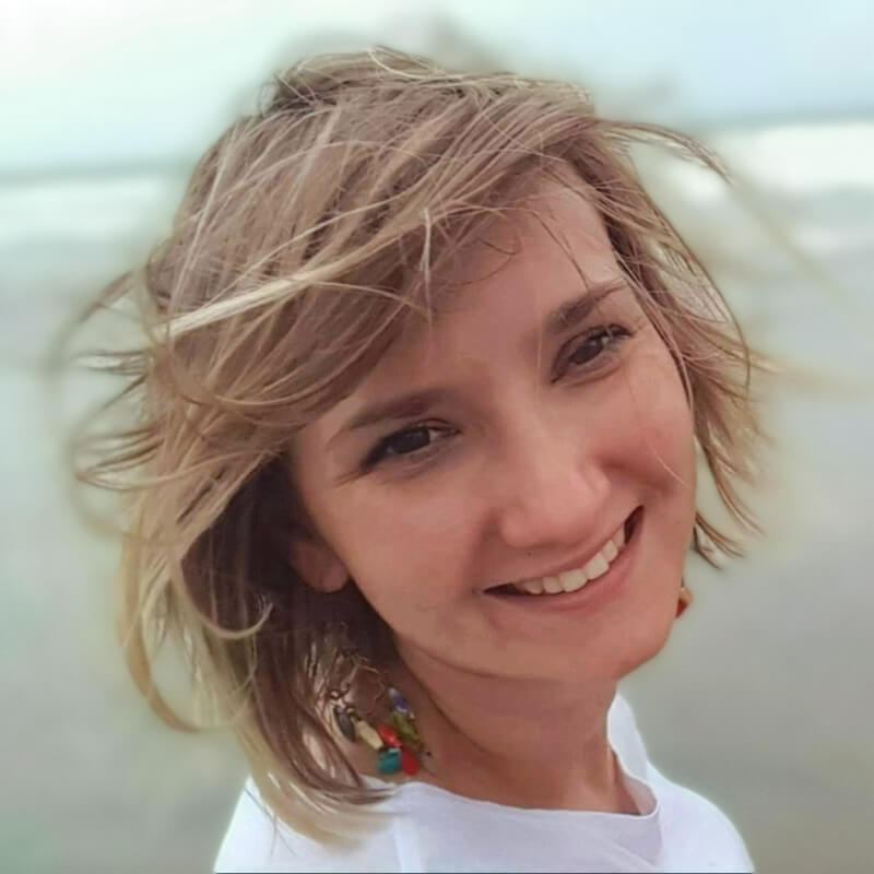 Юля Сомова